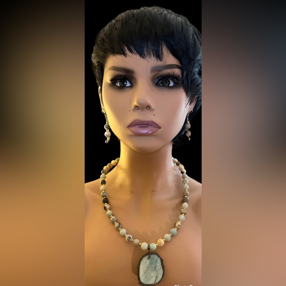PREMIUM AMAZONITE NECKLACE & BRACELET SET - Picture 5 of 5